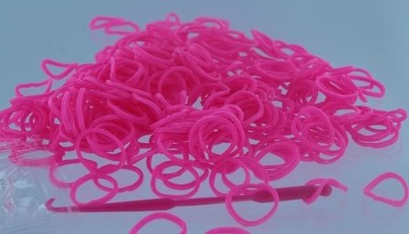 600 ELASTIEKJES RAINBOW / LOOM BANDS (roze)